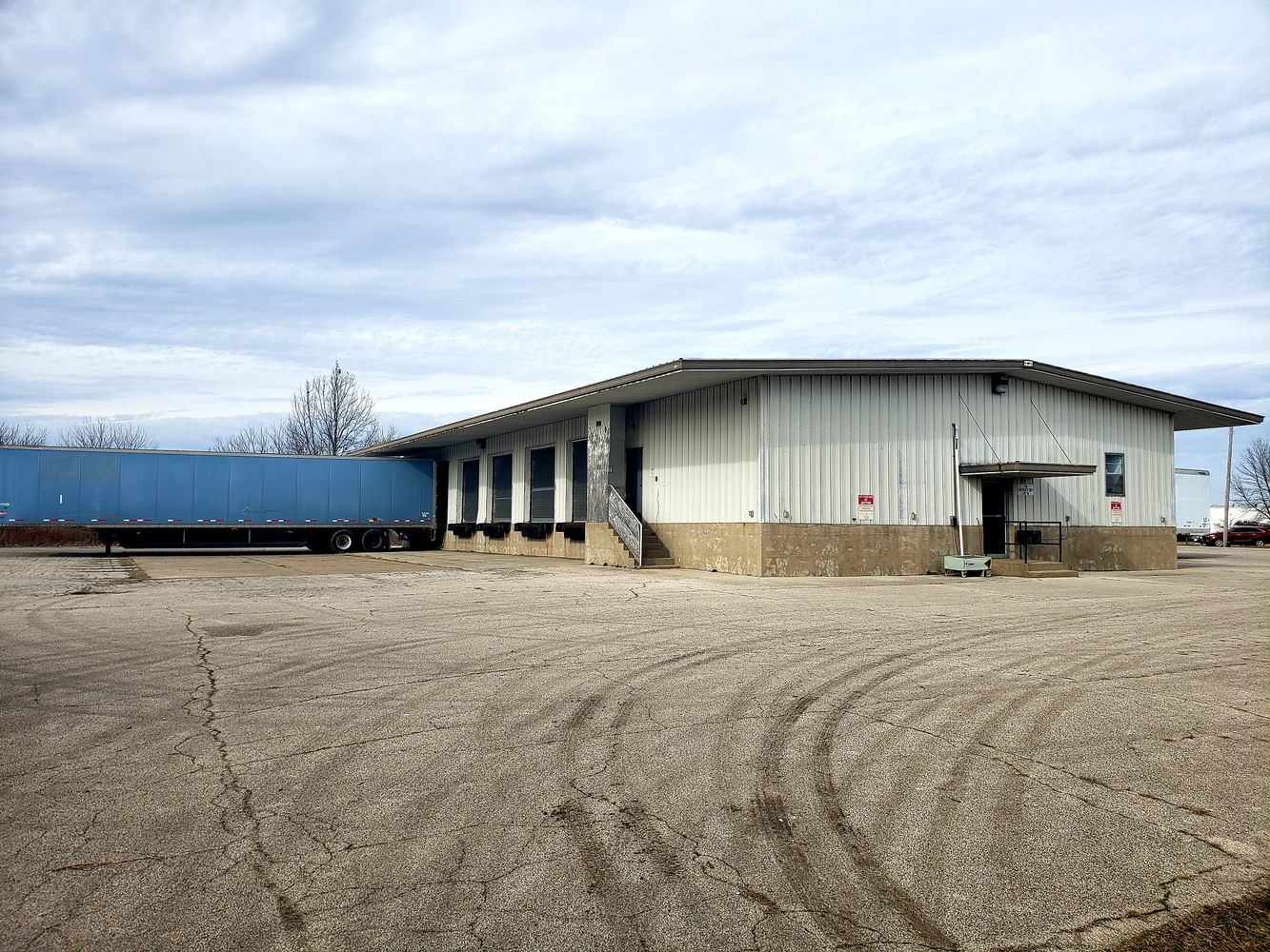 INDUSTRIAL BUILDING FOR SALE: 188 Eastgate Ct, Danville, IL 61834